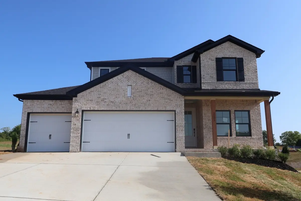 3203 Gravity Drive, Columbia, TN 38401 - #1