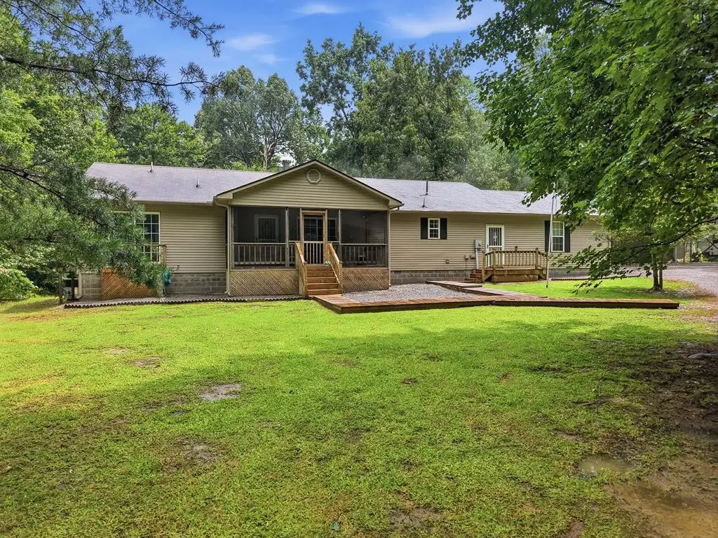 3291 Cumberland Lakes Dr, Monterey, TN 38574 - #1