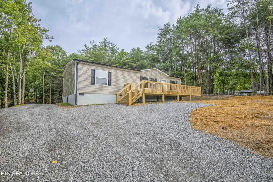 310 Valley Drive, Loudon, TN 37774 - #3