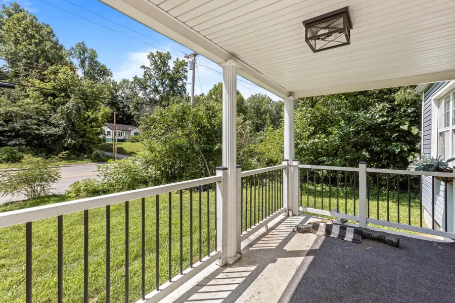 632 W Tri County Boulevard, Oliver Springs, TN 37840 - #3