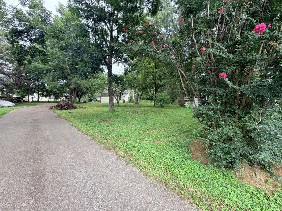 425B Second St, Henderson, TN 38340 - #2