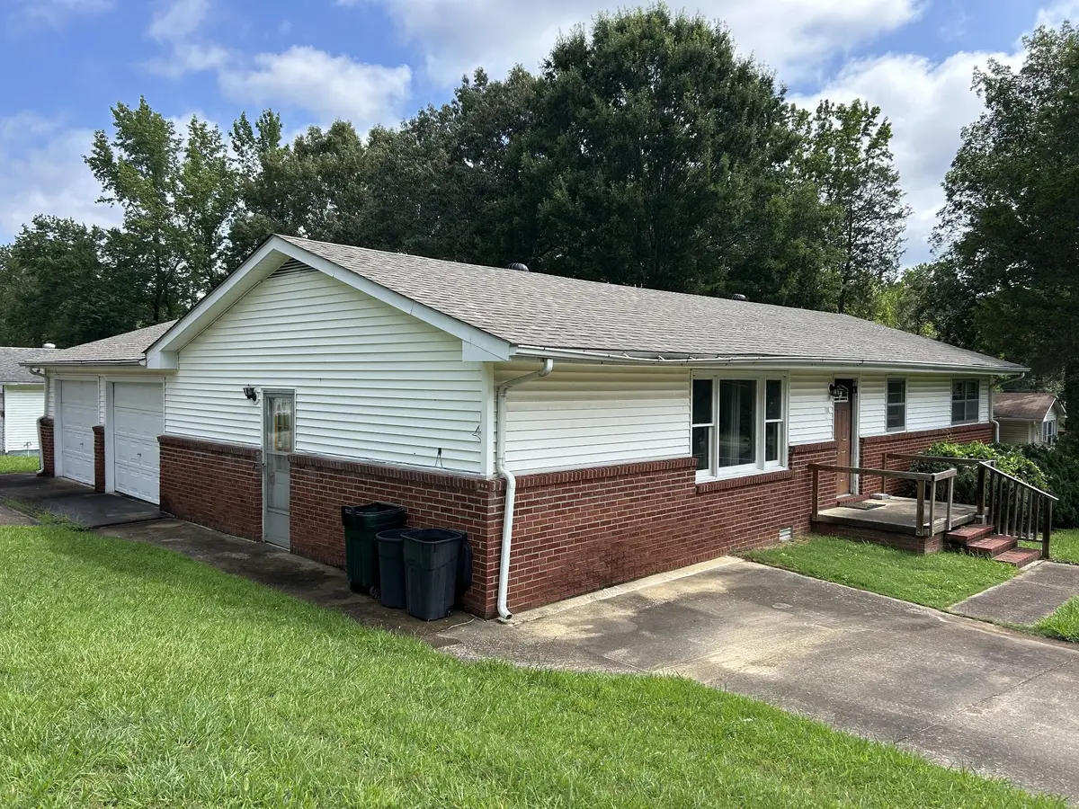 130 Mimosa St, Camden, TN 38320 - #1