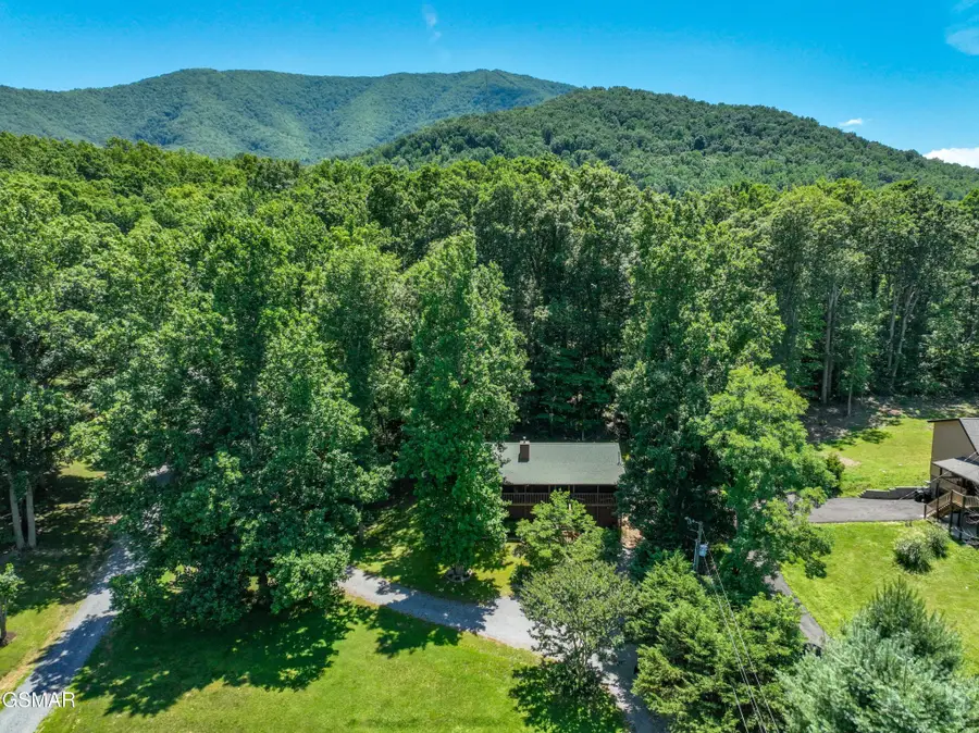 3129 Valley Home Road, Sevierville, TN 37862 - #3