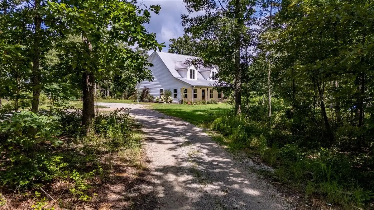 77 Oakwood Ave, Summertown, TN 38483 - #1