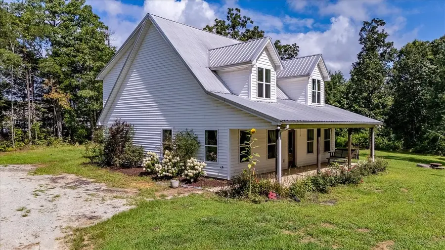 77 Oakwood Ave, Summertown, TN 38483 - #2