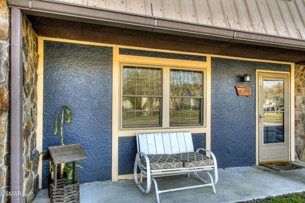 625 S Asbury Drive #APT 11, Pigeon Forge, TN 37863 - #1