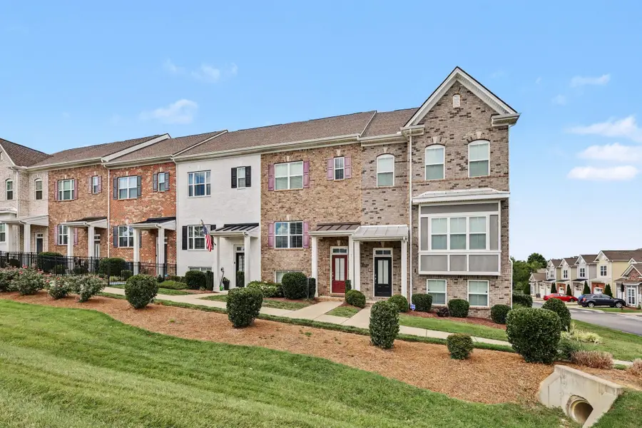 296 Kinsale Dr, Spring Hill, TN 37174 - #2