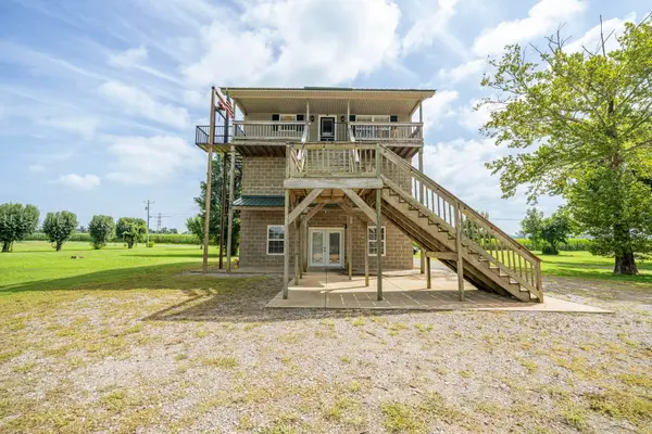 965 Arnold Ln, Savannah, TN 38372