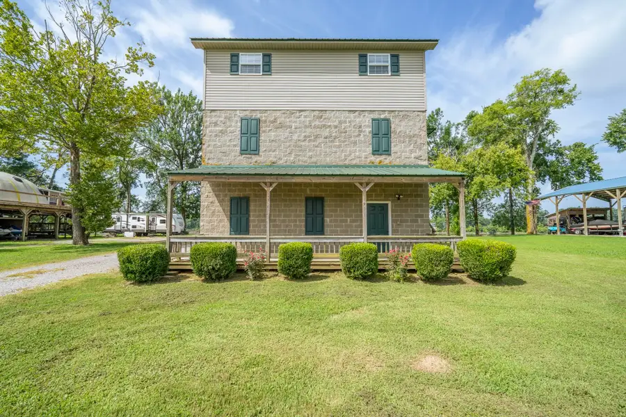 965 Arnold Ln, Savannah, TN 38372 - #3