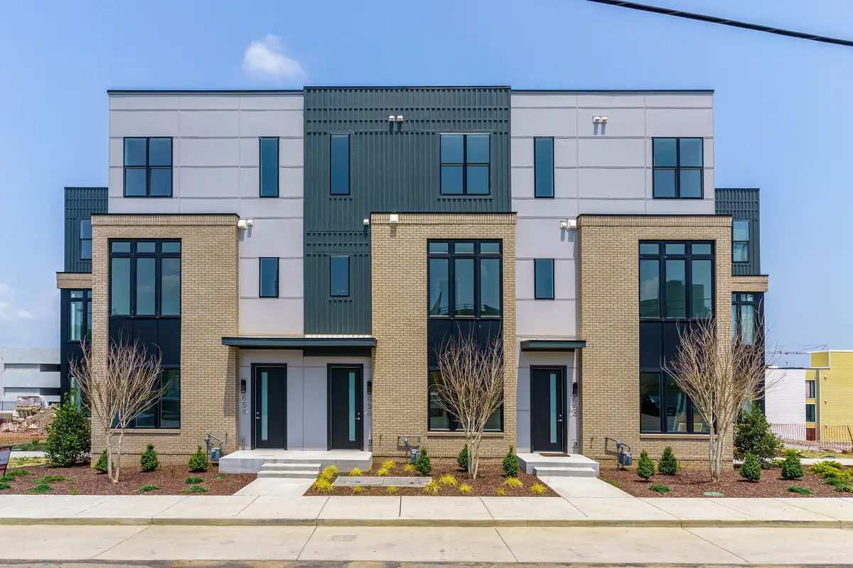 656 Hamilton Ave, Nashville, TN 37203 - #1