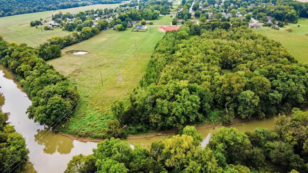1204 Willow Bend Dr, Clarksville, TN 37043 - #1