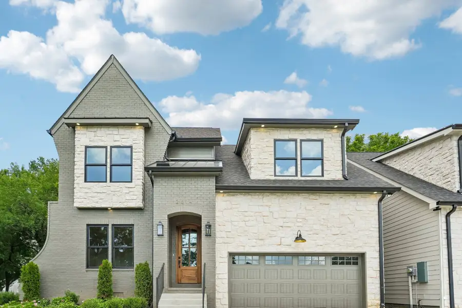 2814 Harriette Ct, Nashville, TN 37206 - #3