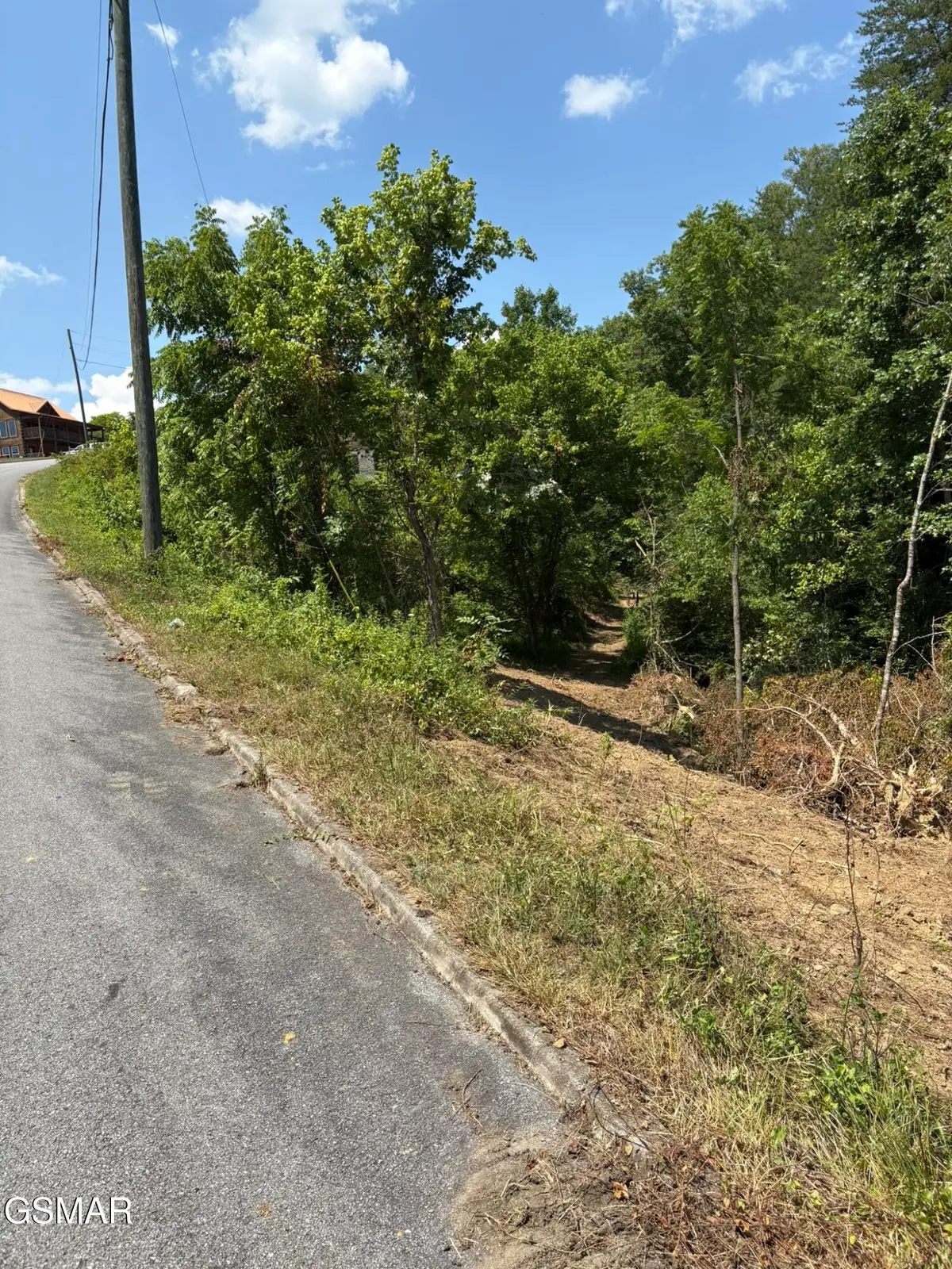 69 Oak Lake Dr Drive, Sevierville, TN 37876 - #1