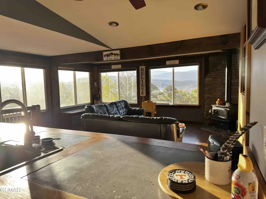 3307 Chinquepin Drive, Sevierville, TN 37876 - #3
