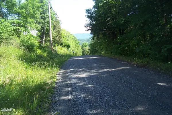 21 Clearwood Road, Newport, TN 37821