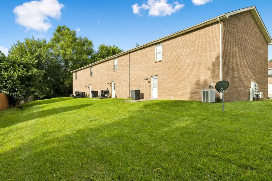 604 Cory Dr, Clarksville, TN 37040 - #3