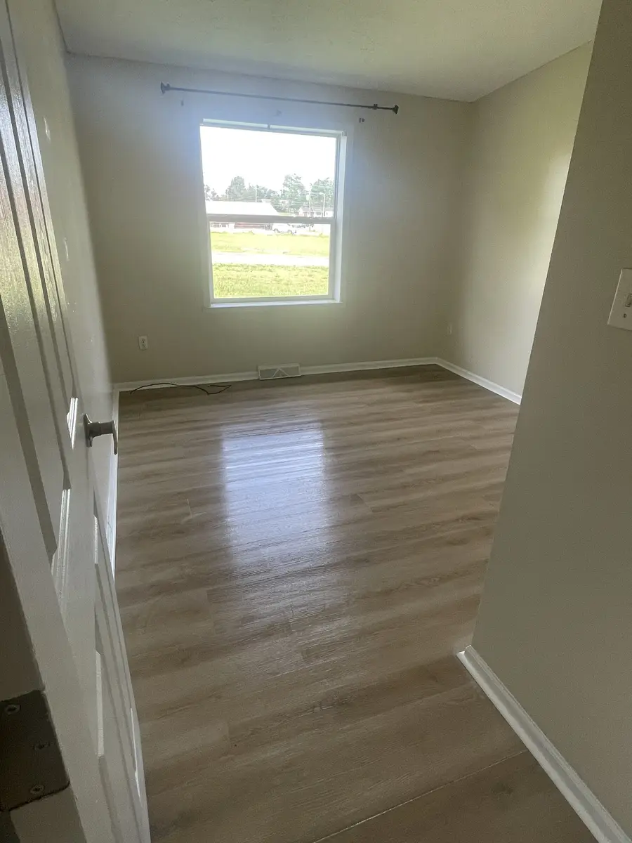 105 Southpark Cir, Gallatin, TN 37066 - #2