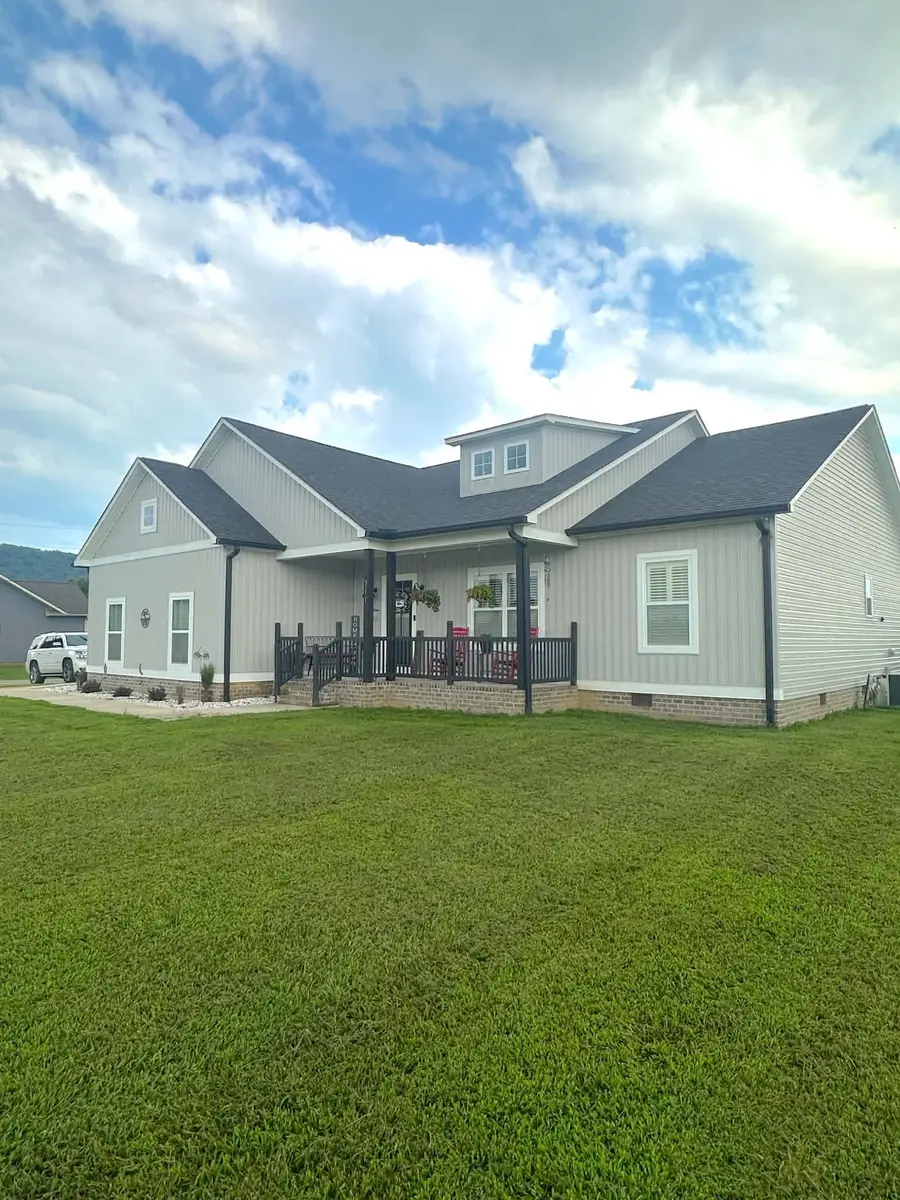 311 Autumn Hills Dr, Rickman, TN 38580 - #2