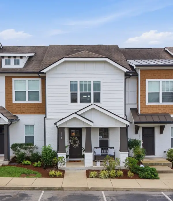104 West Mill Drive, Nashville, TN 37209