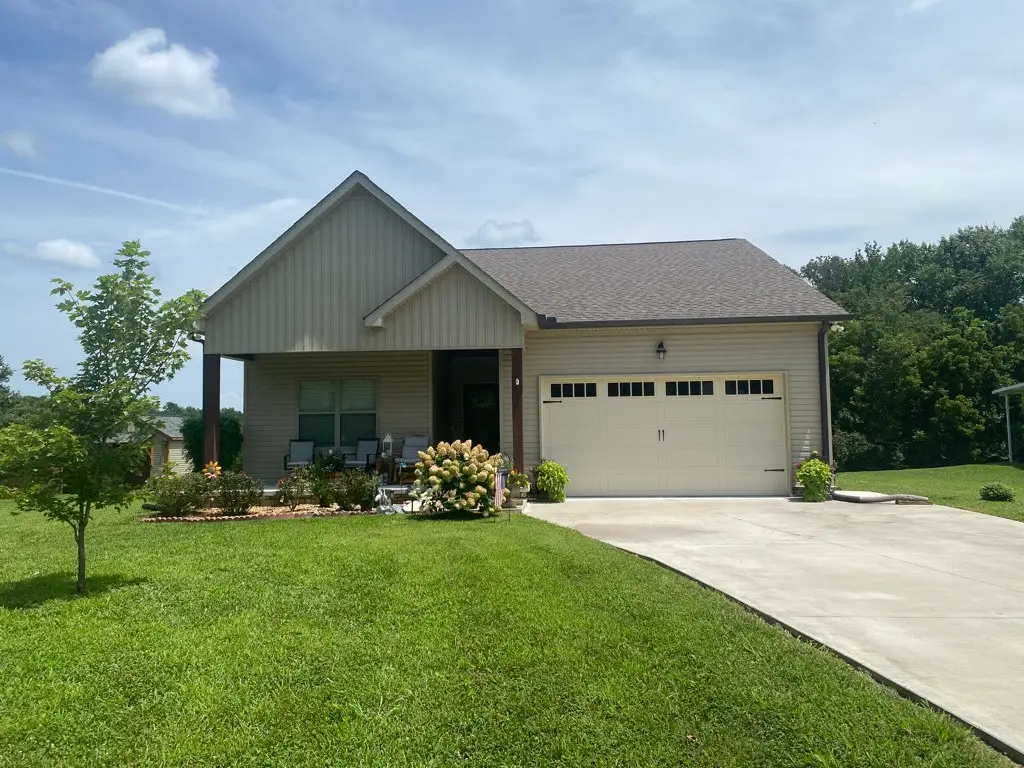 757 Dearman St, Smithville, TN 37166 - #1