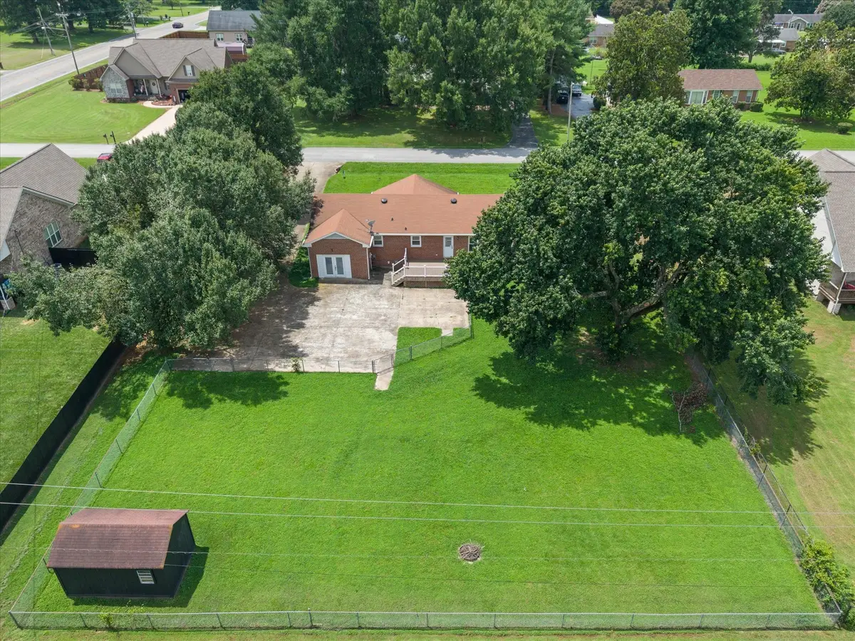 704 Redwood Cir, Columbia, TN 38401 - #1