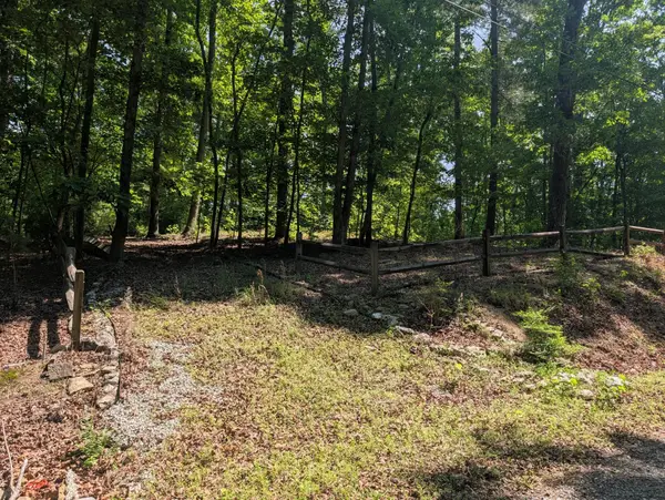 190 Fawnwood Drive, Spring City, TN 37381