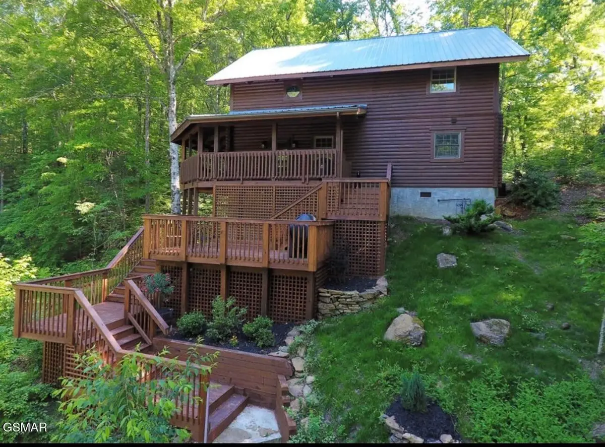 210 S Smoky Mountain Way, Sevierville, TN 37876 - #1