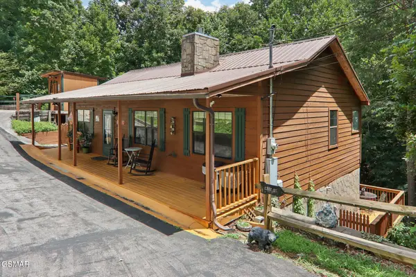 2746 Easy Street, Sevierville, TN 37862