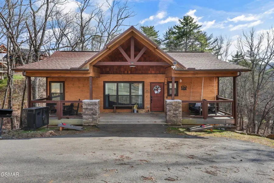 2529 Mountain Holly Way, Sevierville, TN 37862 - #2