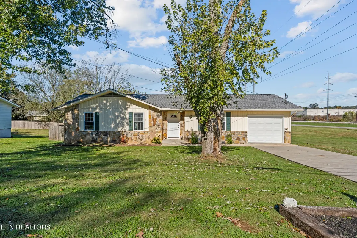 218 Christin Drive, Clinton, TN 37716 - #1