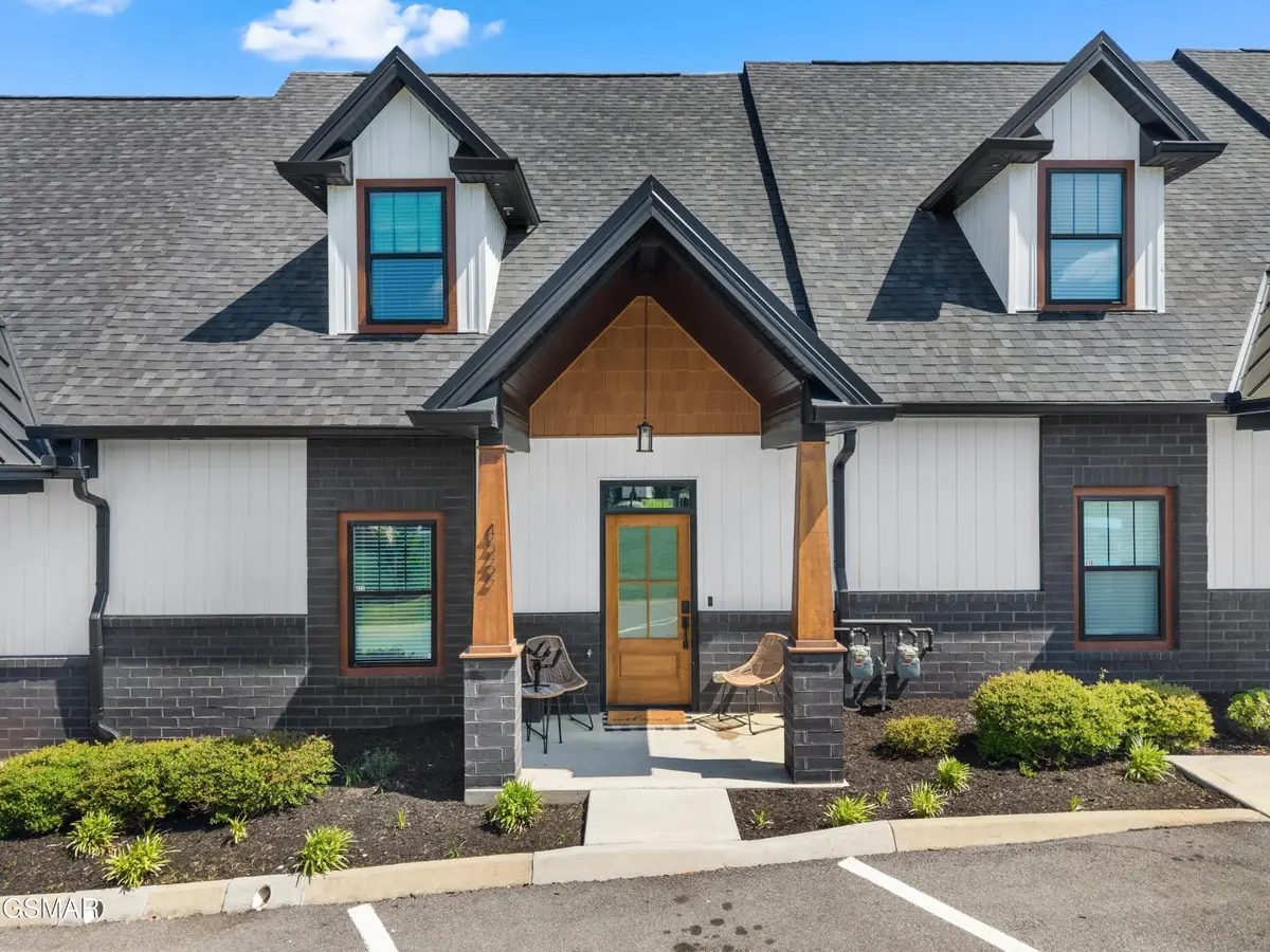 422 Fleeta Williams Way, Sevierville, TN 37862 - #1