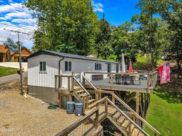 1607 Kinder Lane, Dandridge, TN 37725