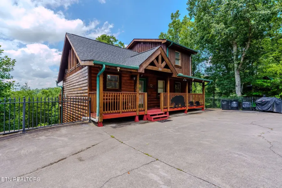 2868 Pine Haven Drive, Sevierville, TN 37862 - #3