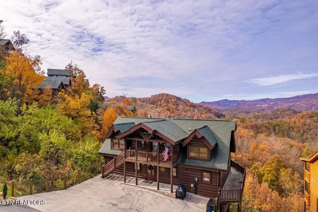 922 Black Bear Cub Way, Sevierville, TN 37862 - #1