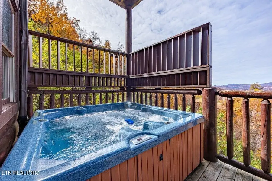 922 Black Bear Cub Way, Sevierville, TN 37862 - #3