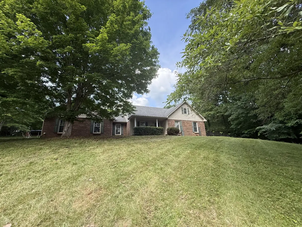 3737 Lylewood Rd, Woodlawn, TN 37191 - #1