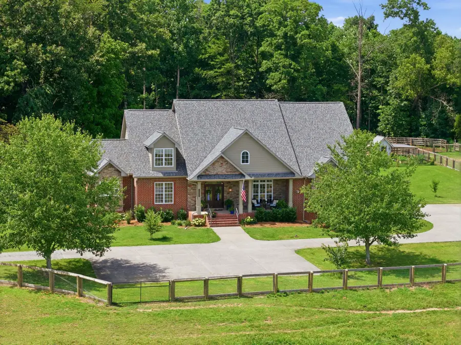 2404 Savage Creek Dr, Springfield, TN 37172 - #3
