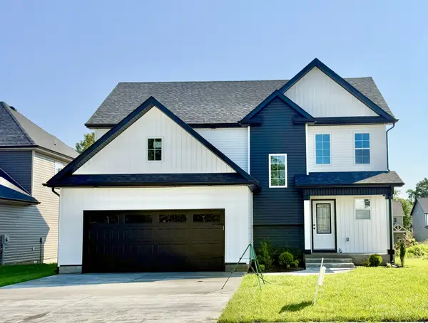 275 Switchgrass Dr, Clarksville, TN 37042
