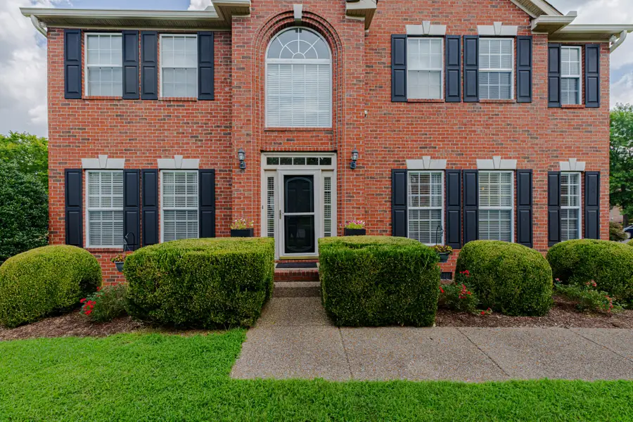 5037 Traceway Dr, Nashville, TN 37221 - #2