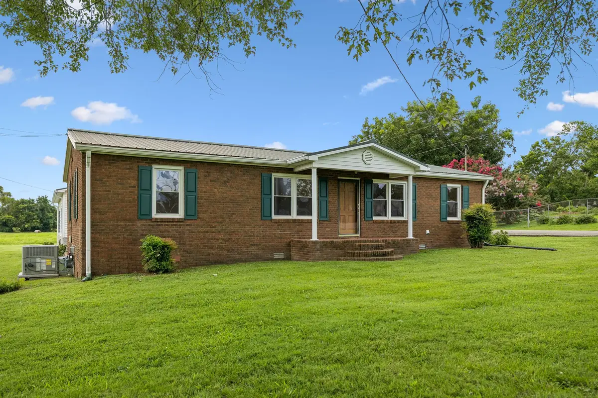 861 Fox Ln, Lewisburg, TN 37091 - #1