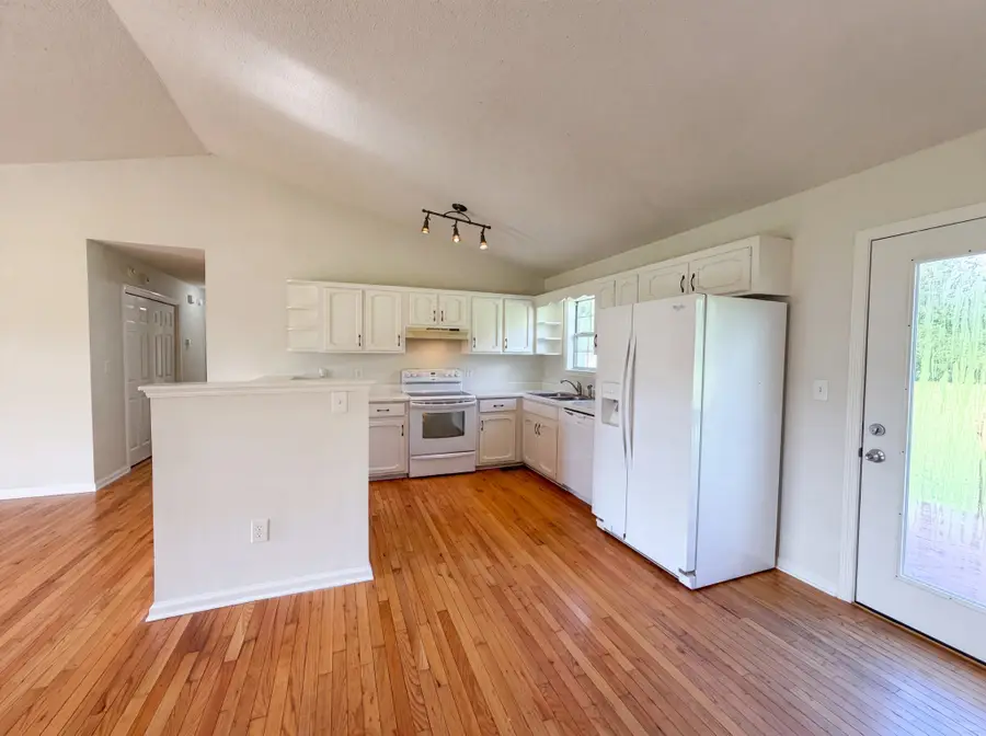1112 Claire Dr, Spring Hill, TN 37174 - #2