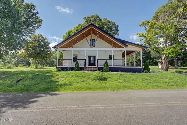 1545 Slover Springs Road, Dandridge, TN 37725