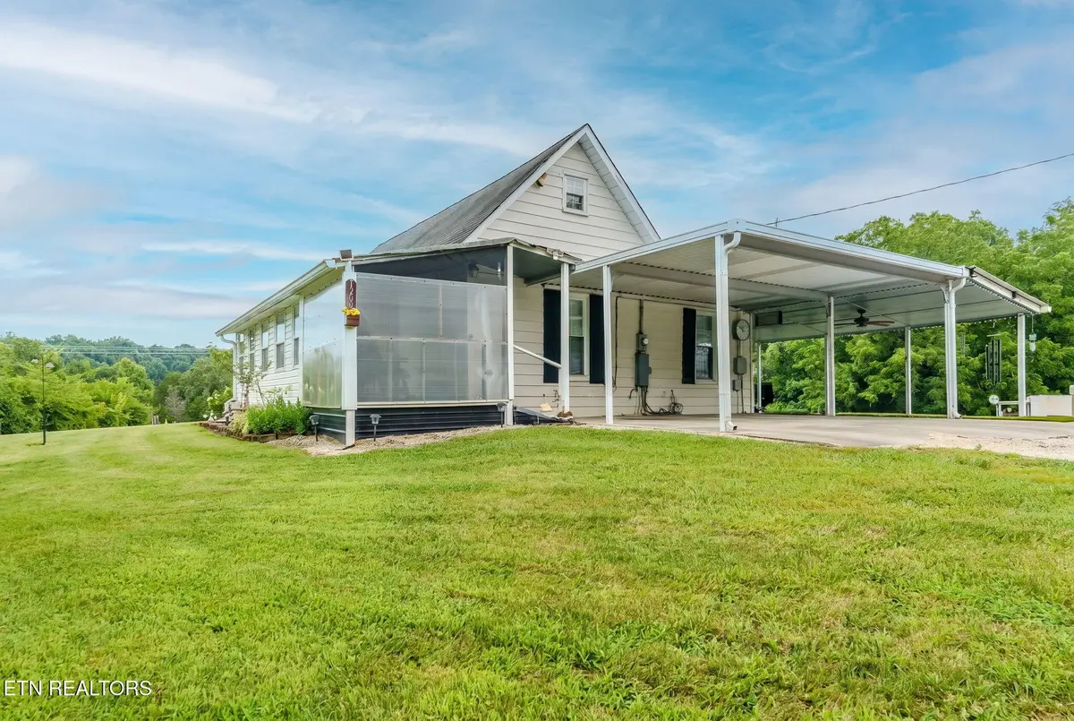 1208 Bales Rd, Knoxville, TN 37914 - #1