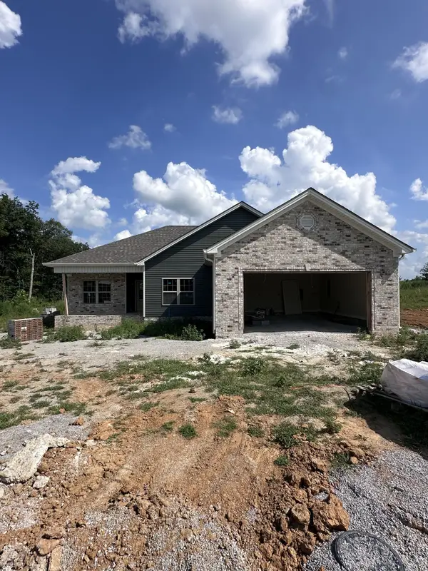 211 Bedford Court, Hopkinsville, KY 42240