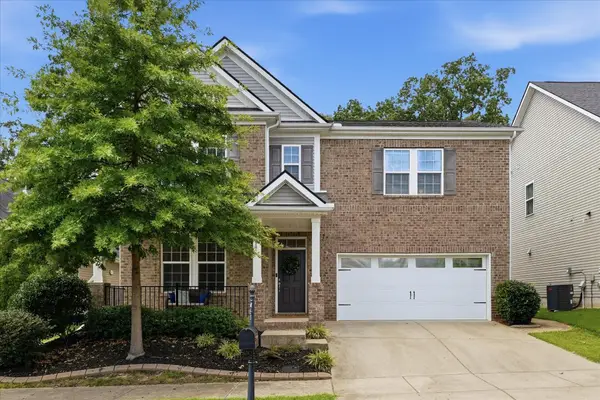2137 Hickory Brook Dr, Hermitage, TN 37076