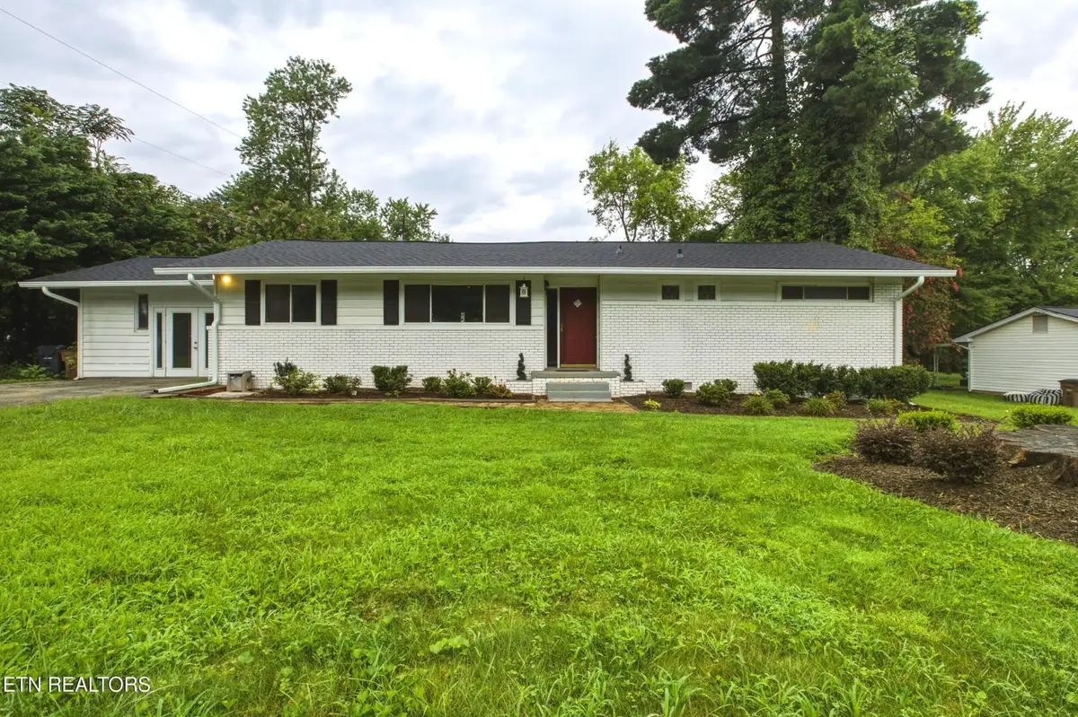 6919 Dorchester Drive, Knoxville, TN 37909 - #1