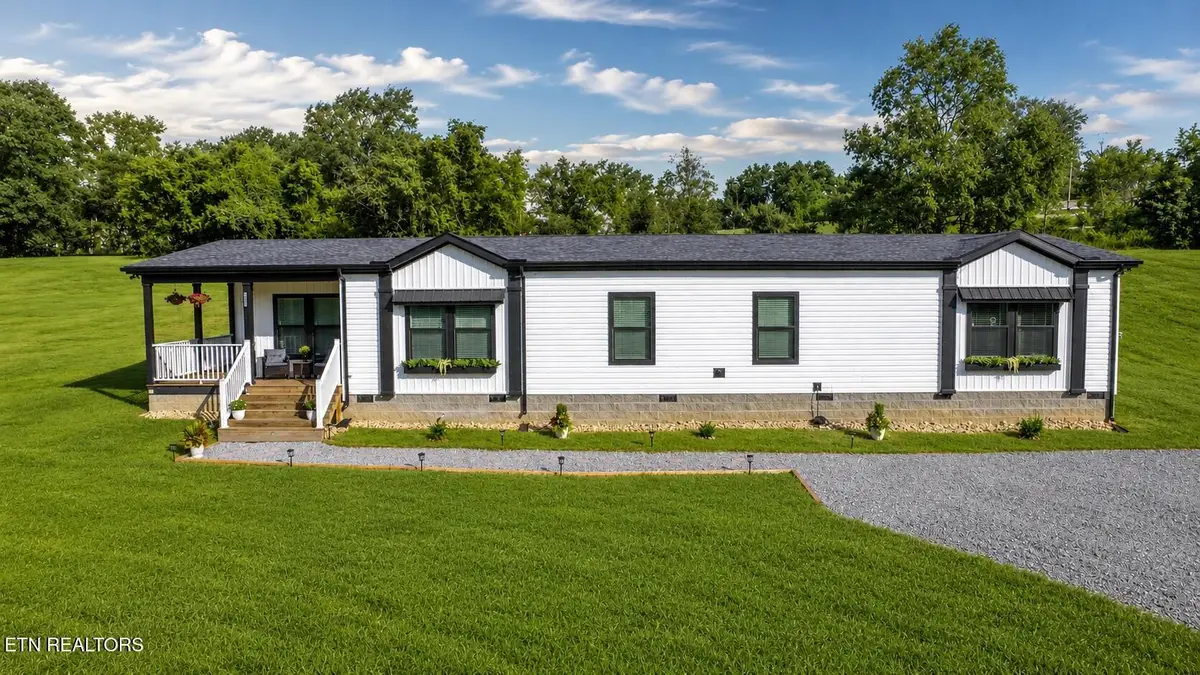 166 Copenhaver Rd, Lenoir City, TN 37771 - #1
