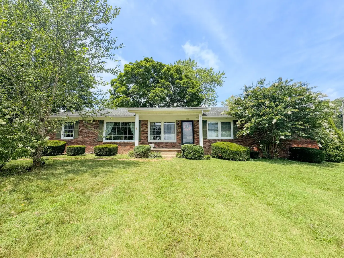 830 Royal Elm Cir, Hartsville, TN 37074 - #1