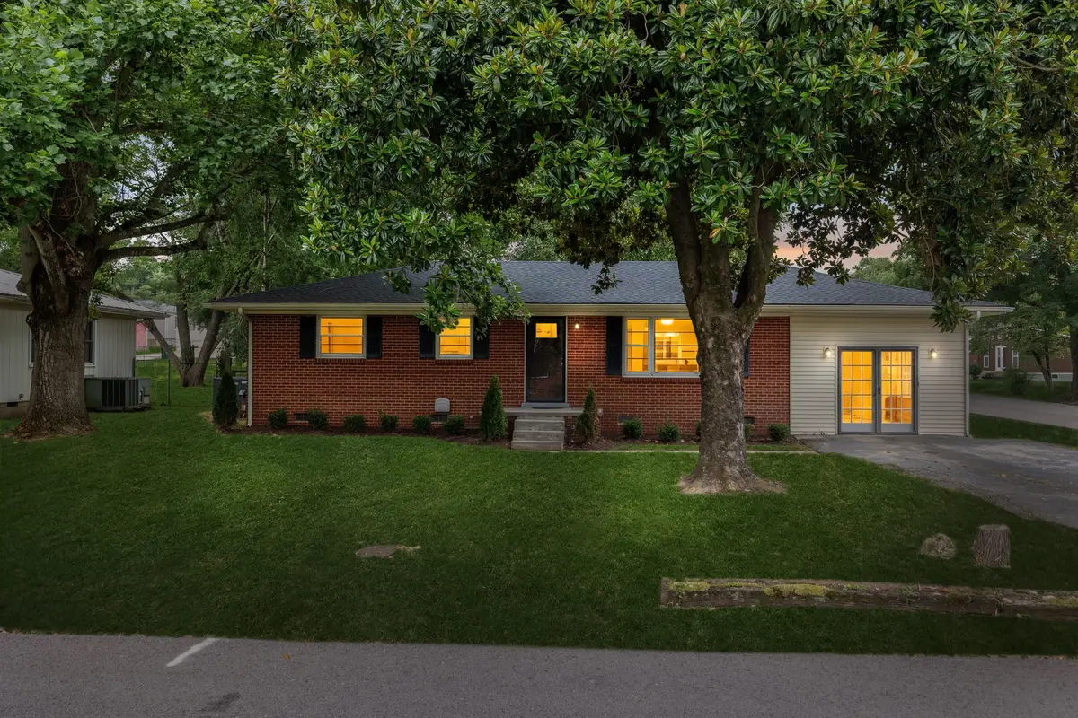 723 Nichols St, Pulaski, TN 38478 - #1