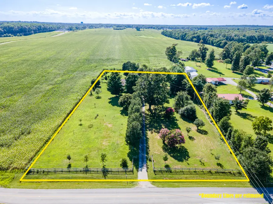 781 Blue Creek Rd, Tullahoma, TN 37388 - #2